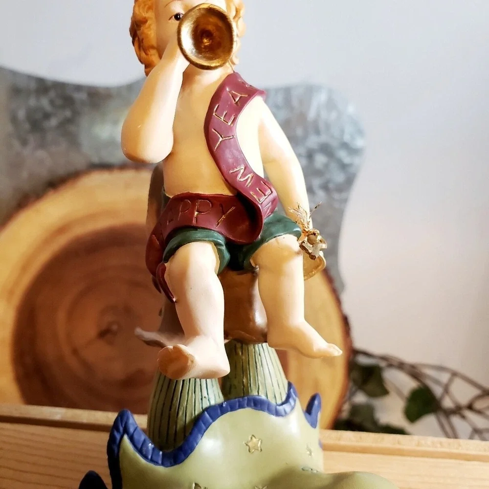 The Keeper Of Millennium 2000 Mantle Desk or Shelf‎ Figurine Shenandoah  NIB